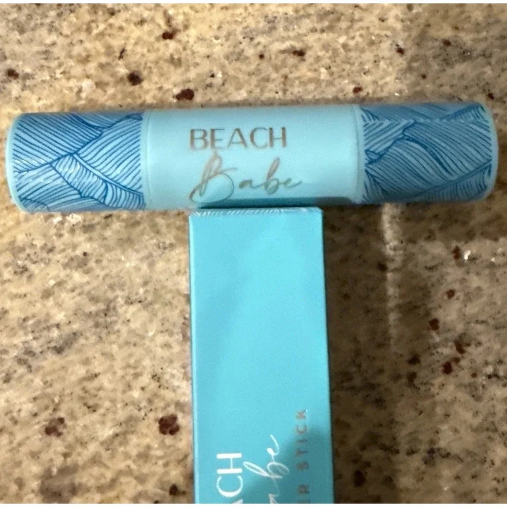 NIB~ LWYA by Kim Gravel BEACH BABE Bronzer Stick 0.26 oz TAHITIAN TAN